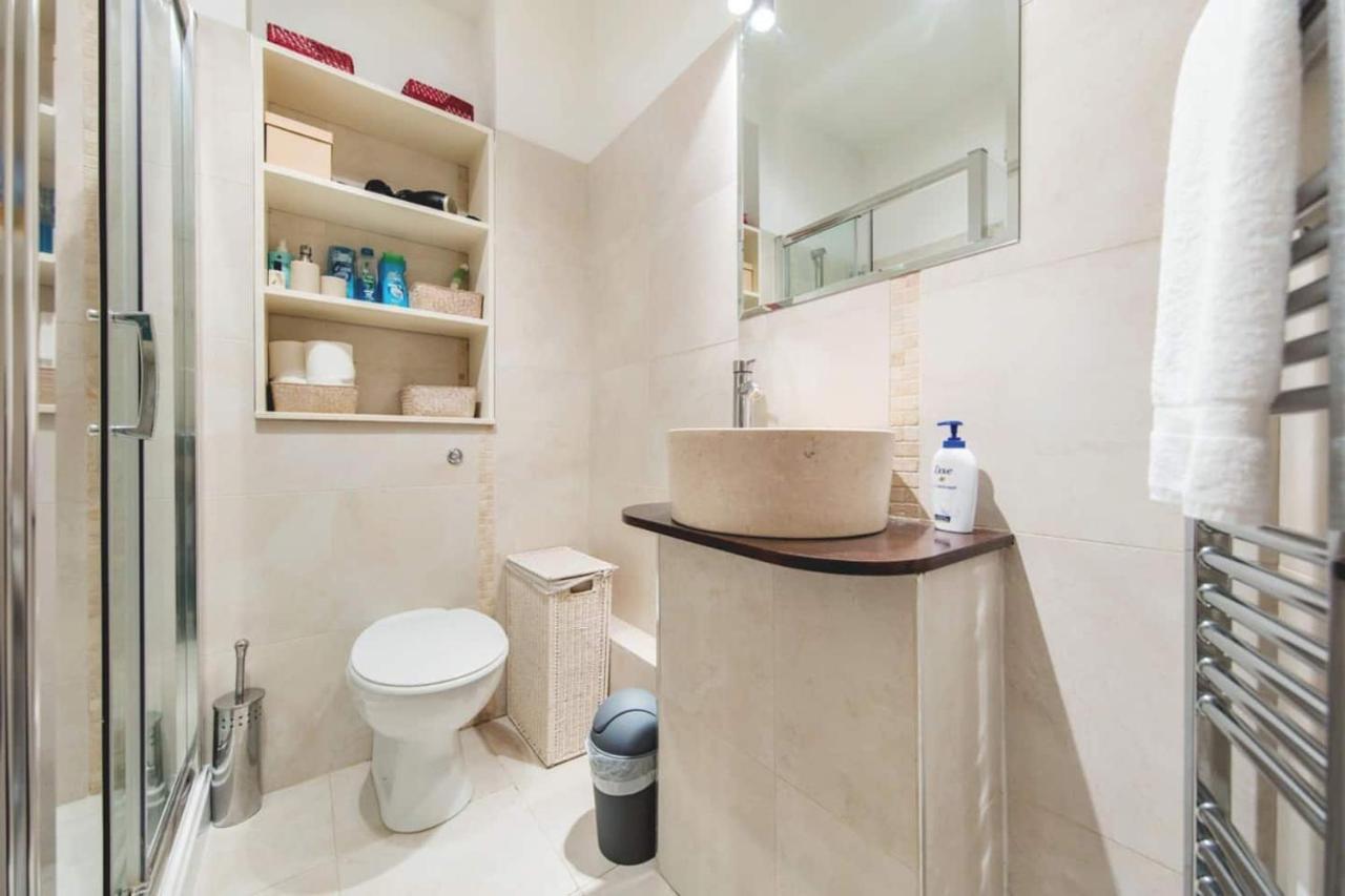 Franks Pied-A-Terre In London-Quiet,Bright,Central Екстериор снимка